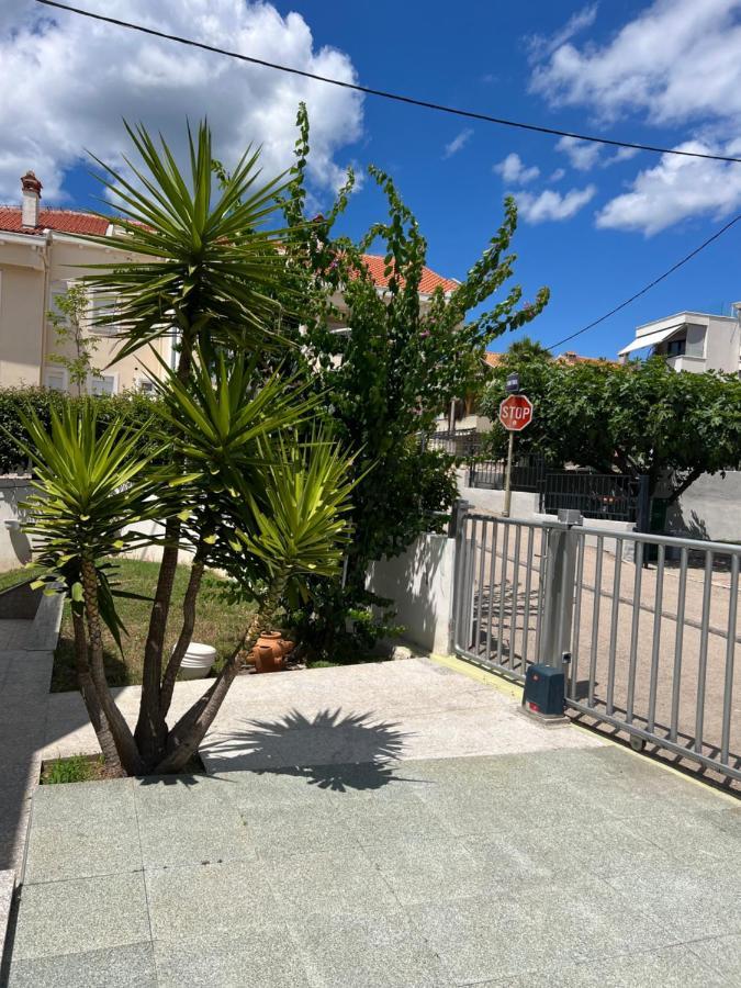 Apartments Lili Flora Ζαντάρ Εξωτερικό φωτογραφία